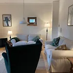 Schellnhof Forsthaus Am Waldrand