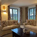 アパート Schellnhof Forsthaus Am Waldrand