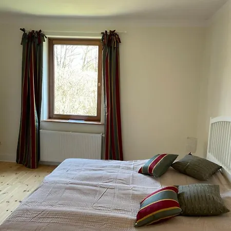 Schellnhof Forsthaus Am Waldrand *