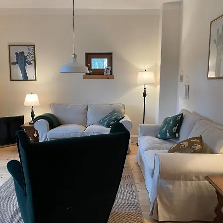 Schellnhof Forsthaus Am Waldrand