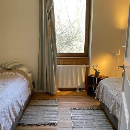 Schellnhof Forsthaus Am Waldrand *