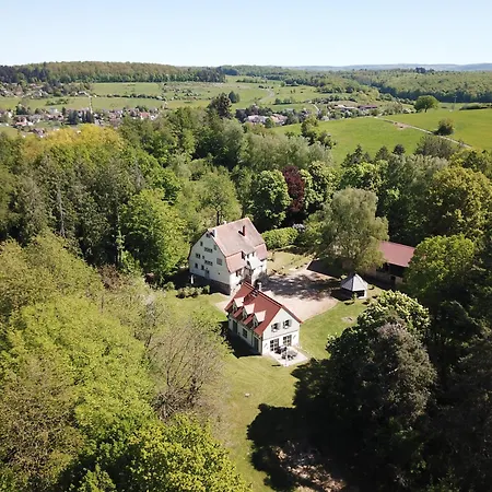 Schellnhof Forsthaus Am Waldrand