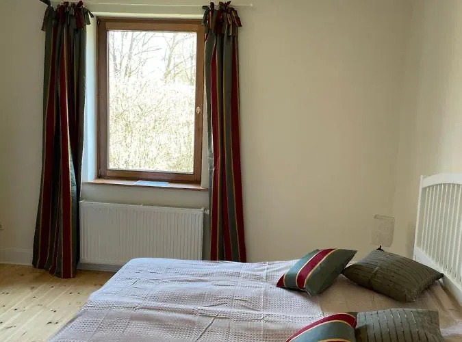 Schellnhof Forsthaus Am Waldrand *