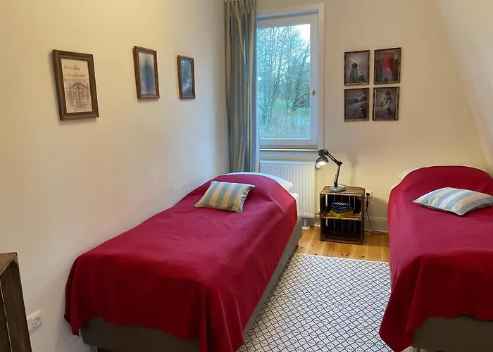 Schellnhof Forsthaus Am Waldrand *